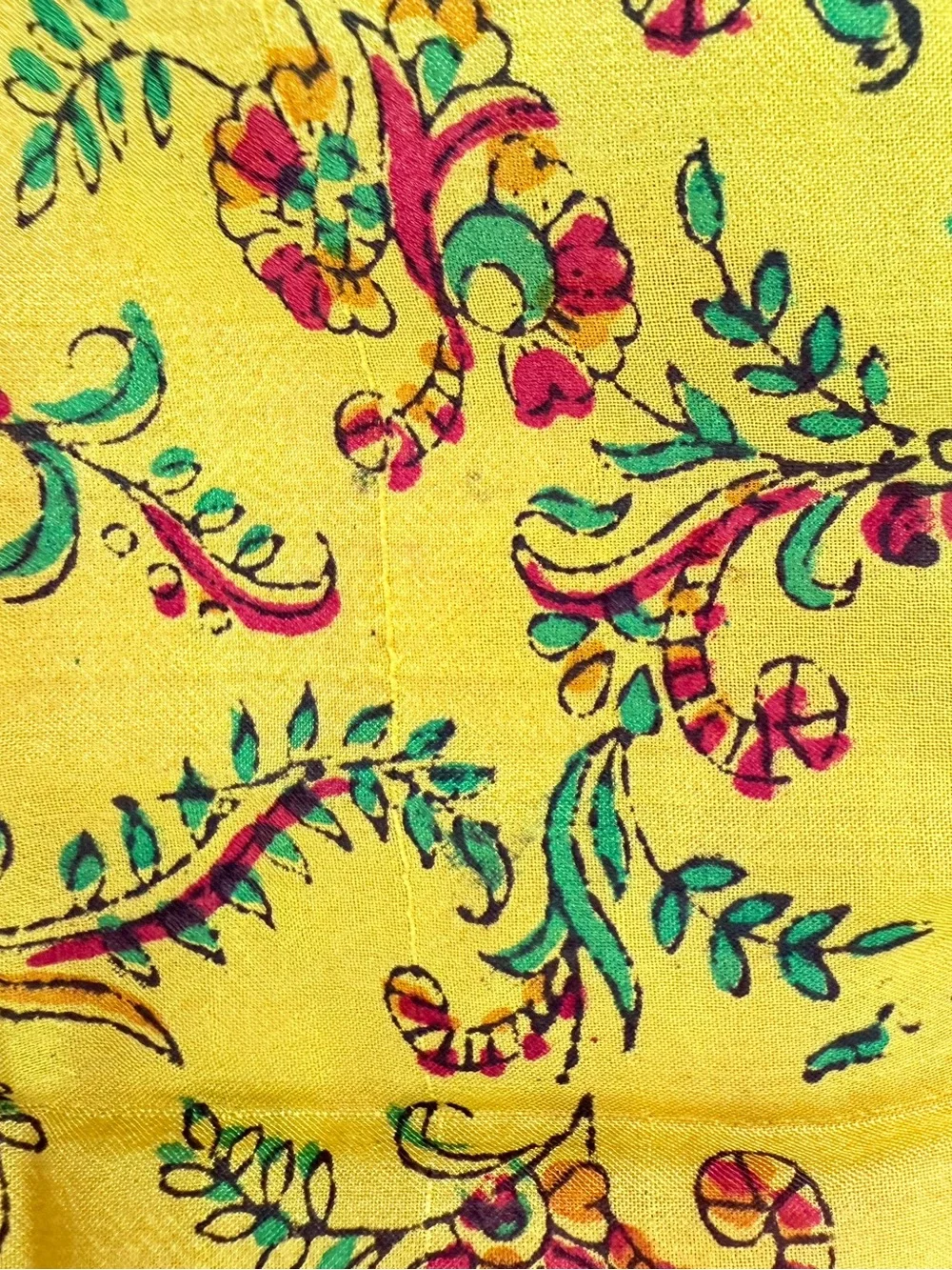 Lot of 2 Unbranded Large Yellow and Beige and Silk Yellow Red Green Silk